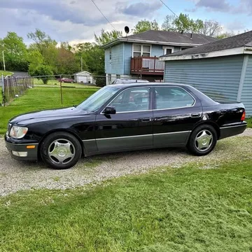 2000 Lexus LS400