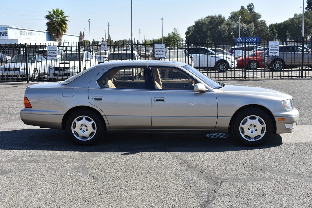 2000 Lexus LS 2nd Gen - Image 7 of 31