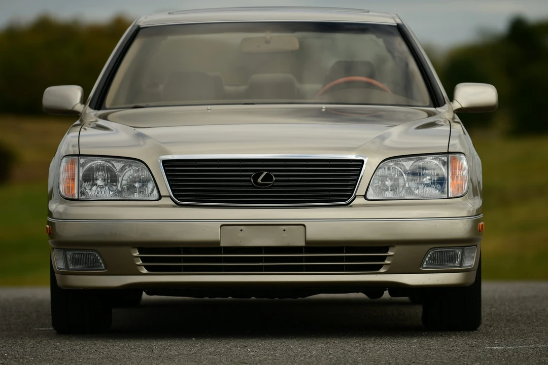 2000 Lexus LS 2nd Gen - Image 3 of 31
