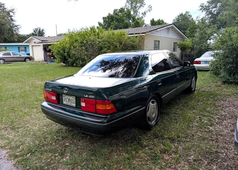 2000 Lexus LS 2nd Gen - Image 3 of 7