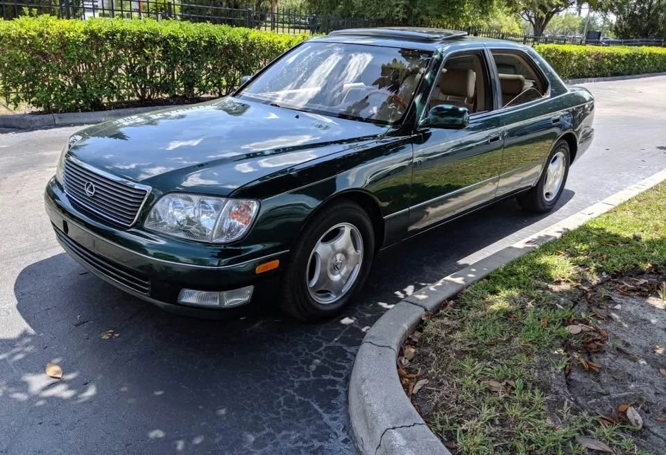 2000 Lexus LS 2nd Gen - Image 5 of 7