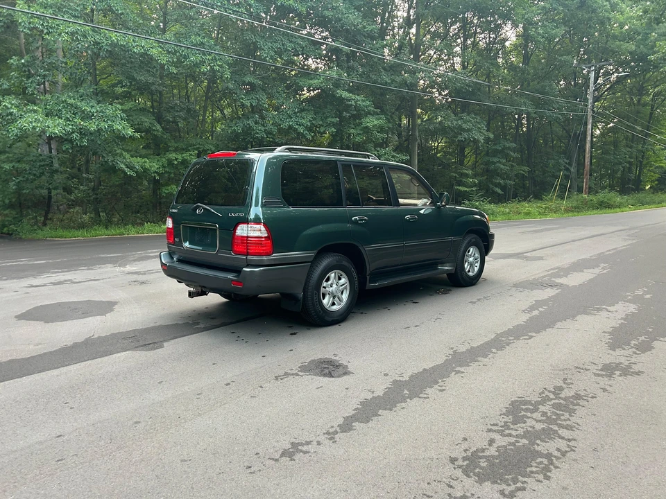 2000 Lexus LX 2nd Gen - Image 14 of 31