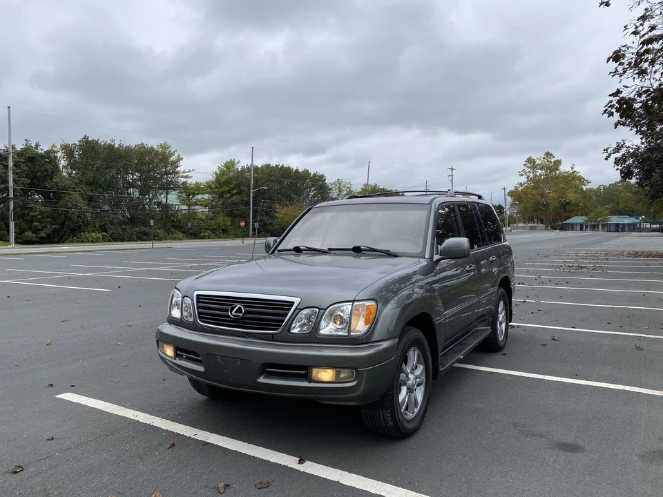 2000 Lexus LX 2nd Gen - Image 7 of 31