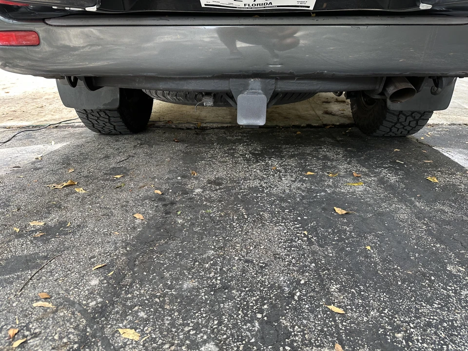 2000 Lexus LX 2nd Gen - Image 23 of 31