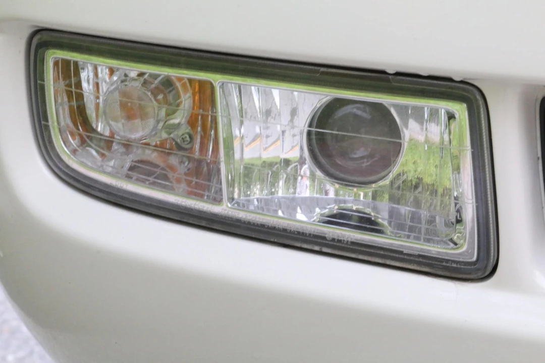 2000 Lexus LX 2nd Gen - Image 25 of 31