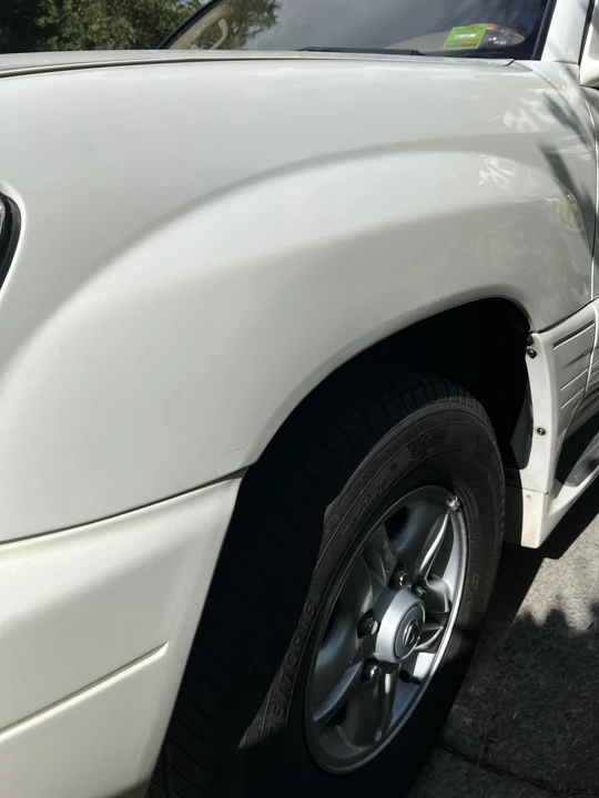 2000 Lexus LX 2nd Gen - Image 30 of 31