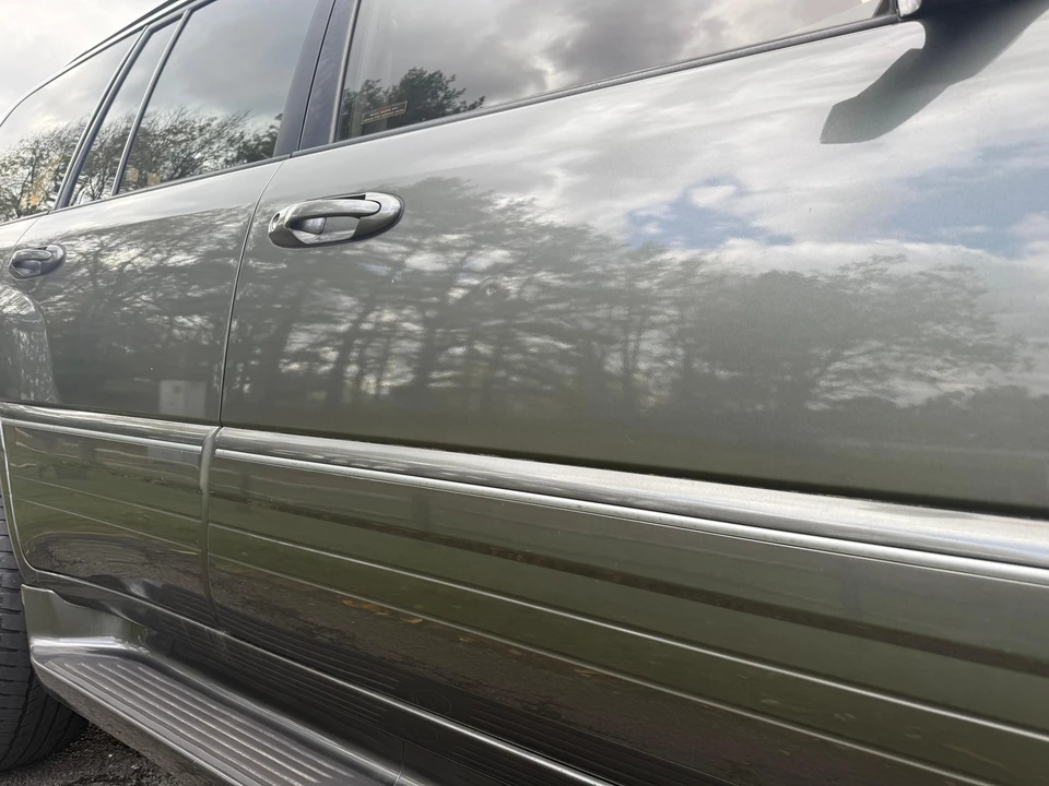 2000 Lexus LX 2nd Gen - Image 28 of 31