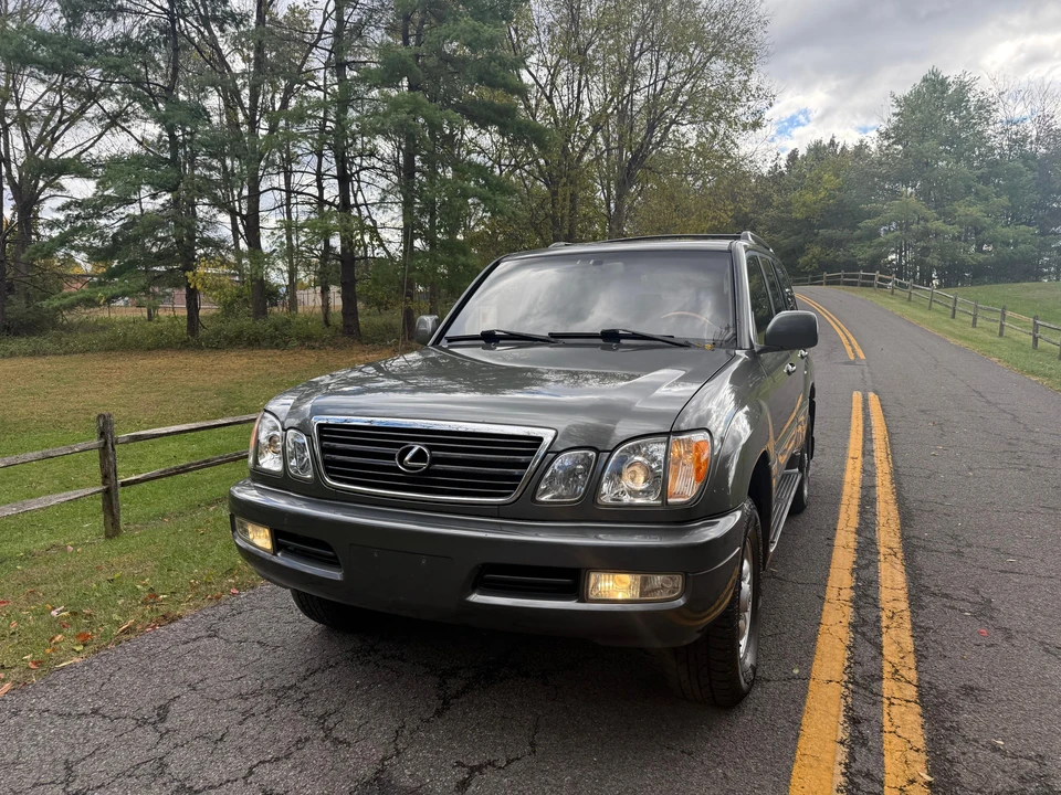 2000 Lexus LX 2nd Gen - Image 6 of 31