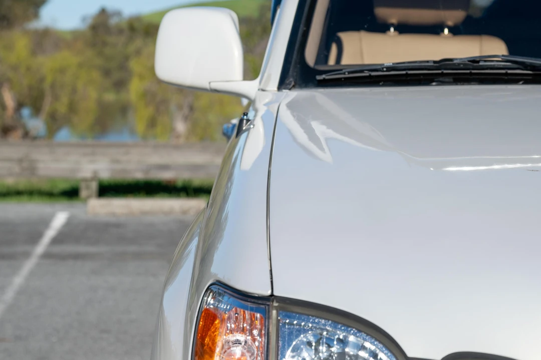 2000 Lexus LX 2nd Gen - Image 11 of 31