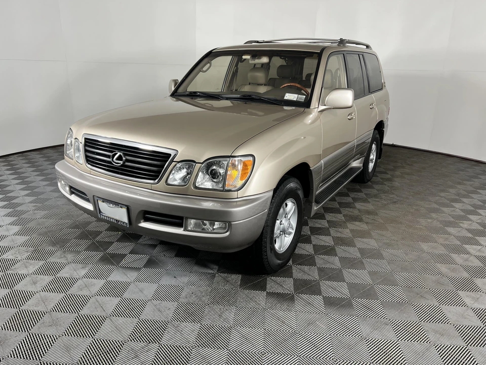 2000 Lexus LX 2nd Gen - Image 7 of 31