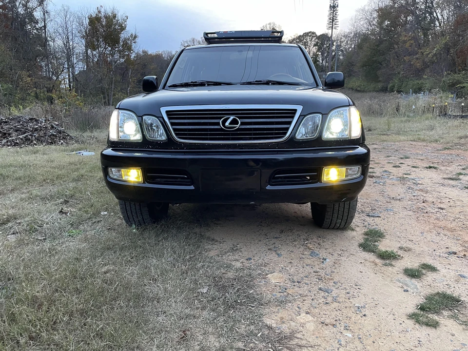 2000 Lexus LX 2nd Gen - Image 7 of 31