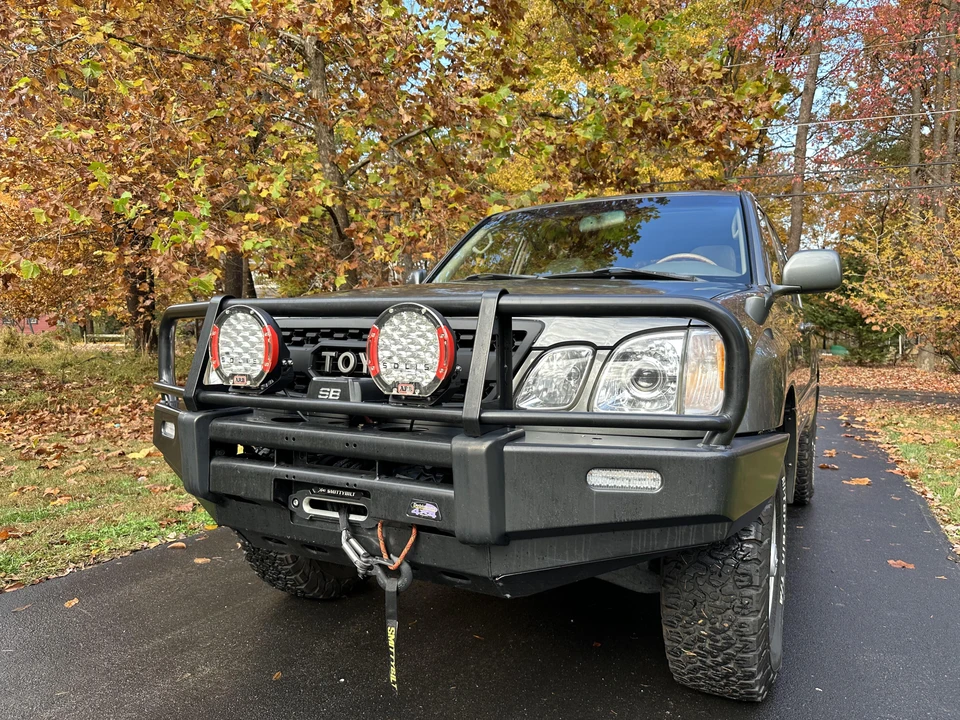 2000 Lexus LX 2nd Gen - Image 8 of 31