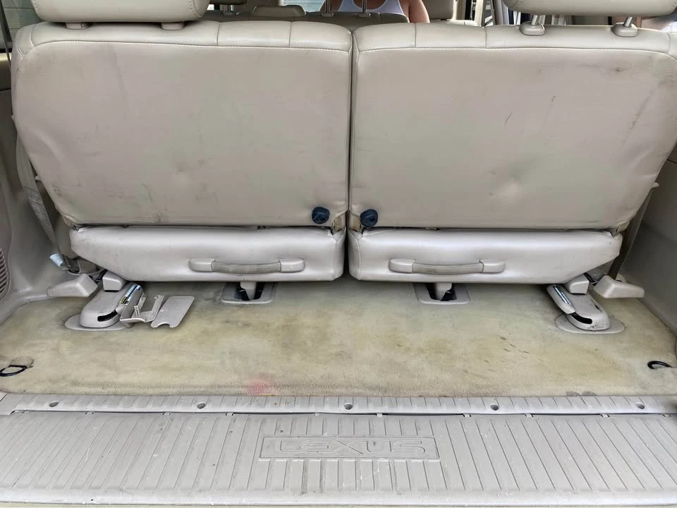 2000 Lexus LX 2nd Gen - Image 6 of 13