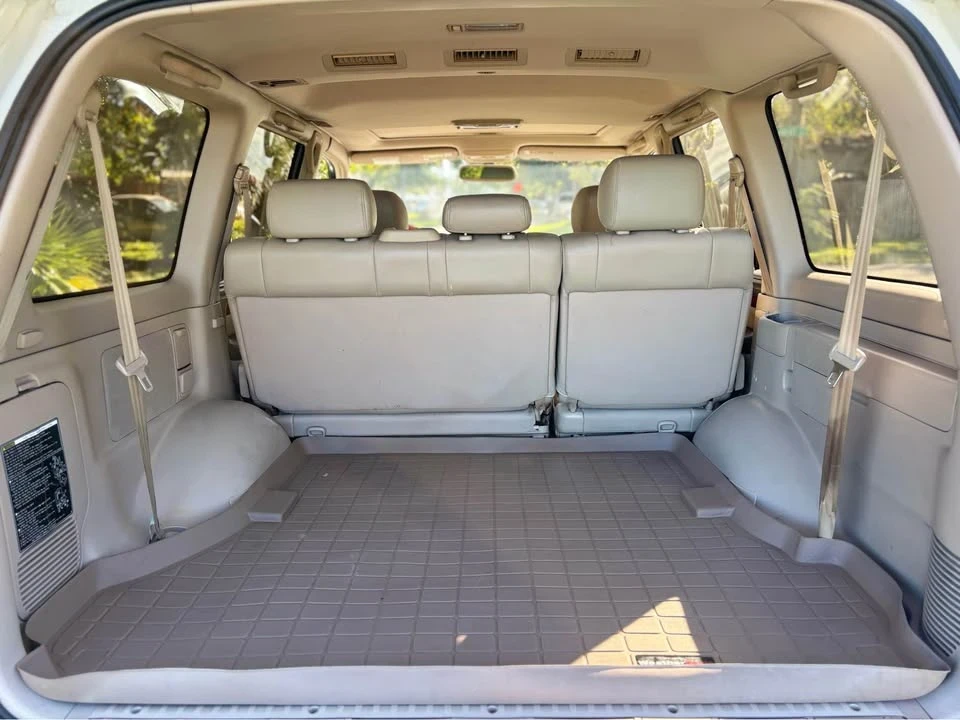 2000 Lexus LX 2nd Gen - Image 18 of 20