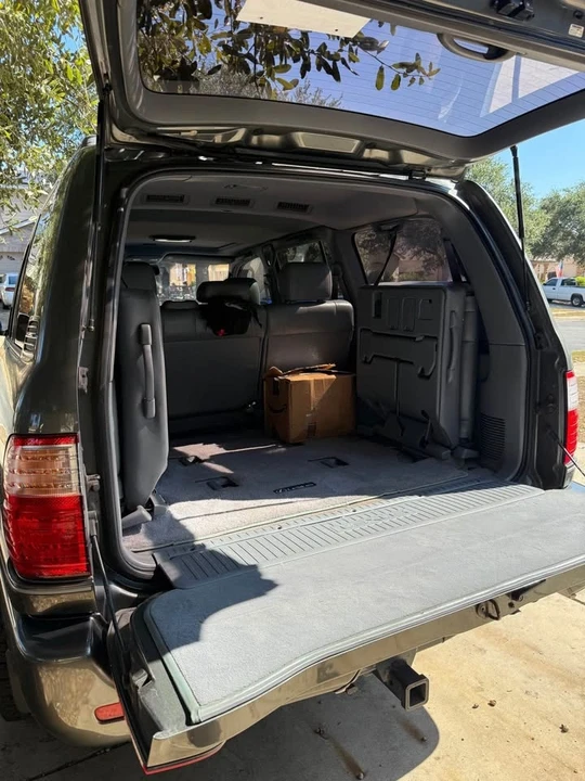 2000 Lexus LX 2nd Gen - Image 5 of 15