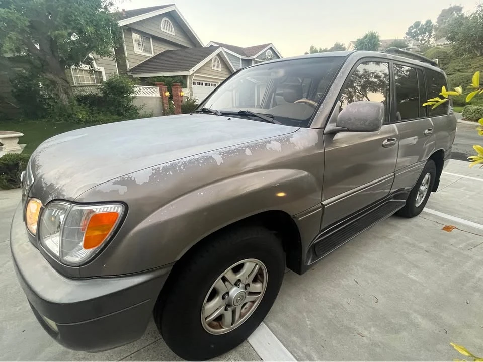 2000 Lexus LX 2nd Gen - Image 6 of 17