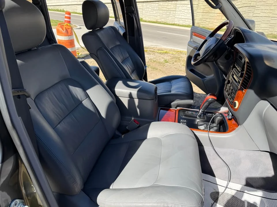 2000 Lexus LX 2nd Gen - Image 14 of 20