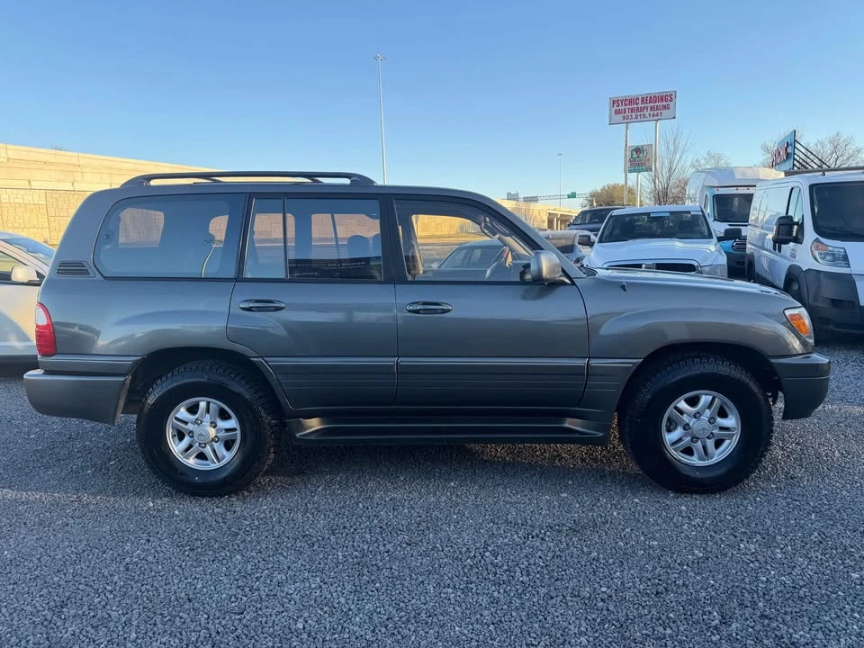2000 Lexus LX 2nd Gen - Image 4 of 20