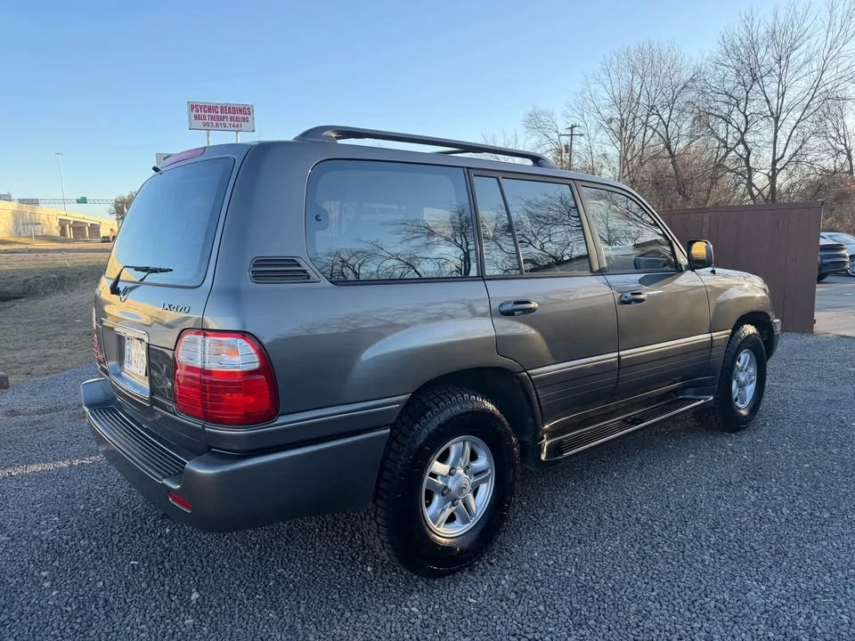 2000 Lexus LX 2nd Gen - Image 5 of 20