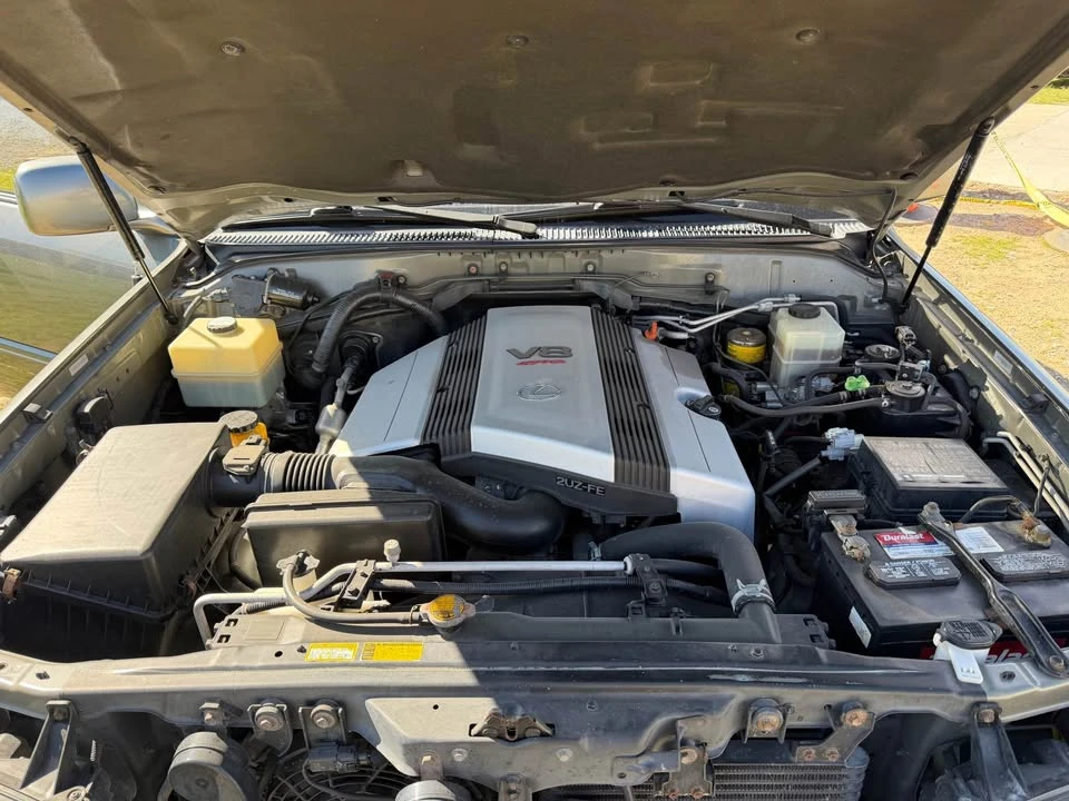 2000 Lexus LX 2nd Gen - Image 17 of 20