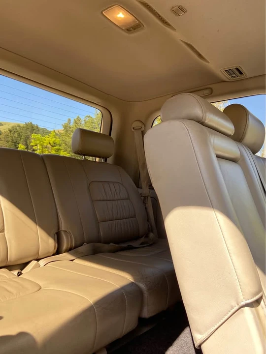 2000 Lexus LX 2nd Gen - Image 5 of 7