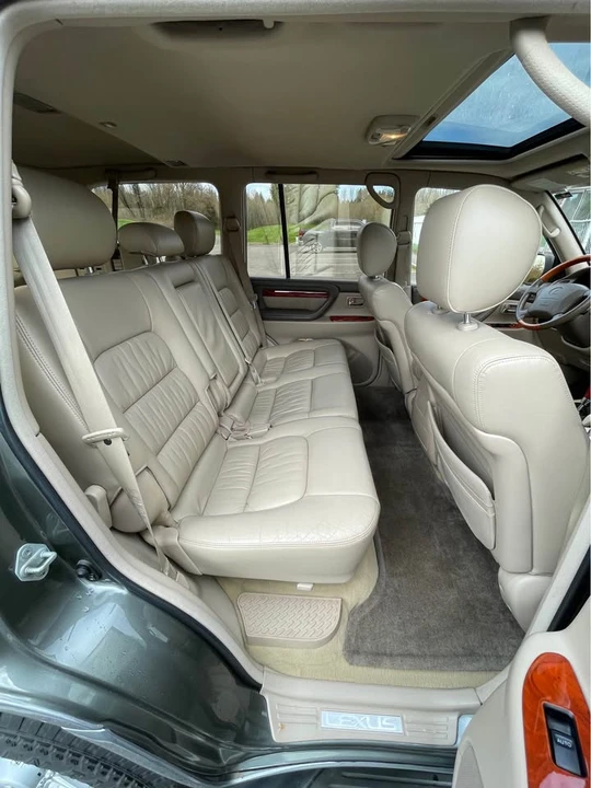 2000 Lexus LX 2nd Gen - Image 6 of 15