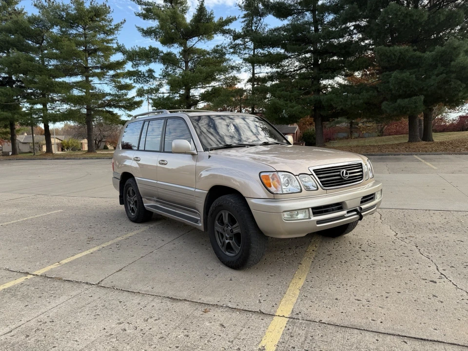 2000 Lexus LX 2nd Gen - Image 7 of 21