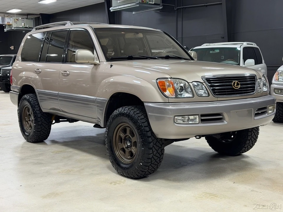 2000 Lexus LX 2nd Gen - Image 7 of 12