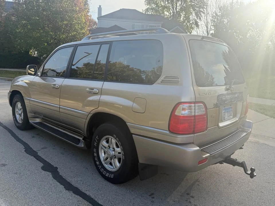 2000 Lexus LX 2nd Gen - Image 6 of 12
