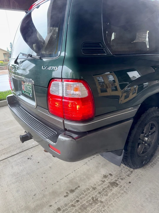 2000 Lexus LX 2nd Gen - Image 12 of 21