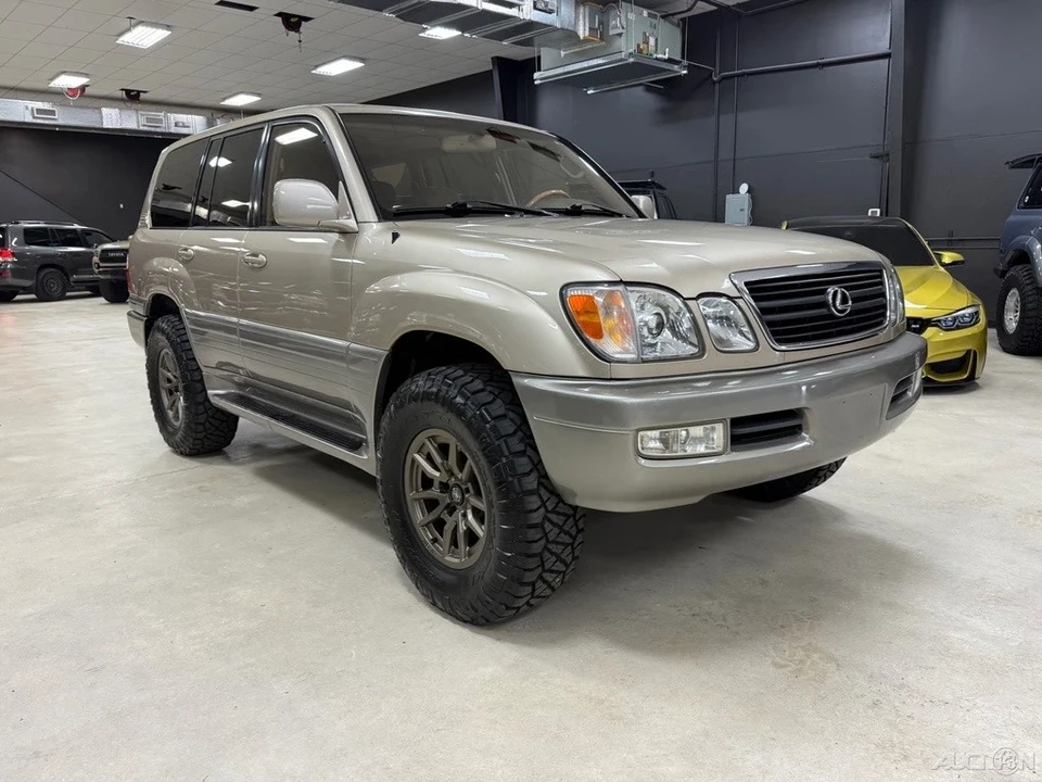 2000 Lexus LX 2nd Gen - Image 7 of 12