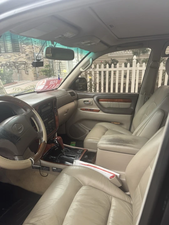2000 Lexus LX 2nd Gen - Image 4 of 7
