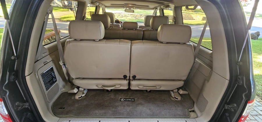 2000 Lexus LX 2nd Gen - Image 21 of 31