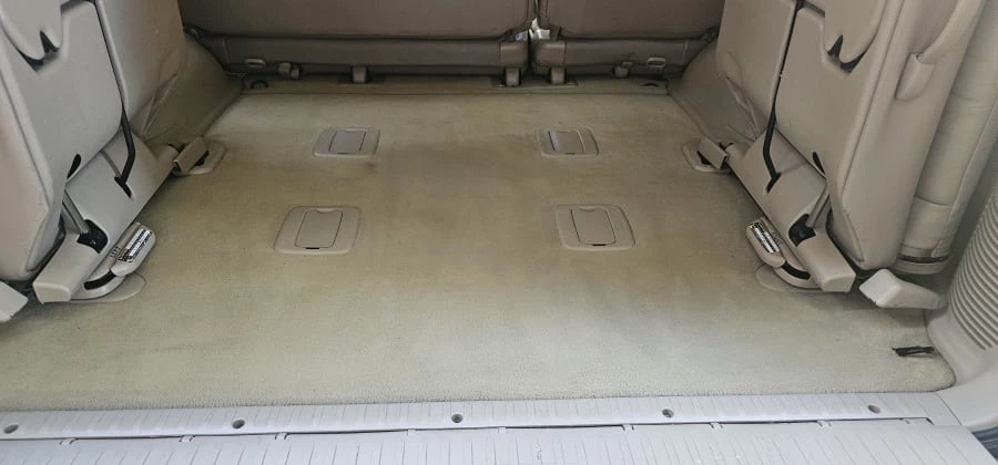 2000 Lexus LX 2nd Gen - Image 31 of 31
