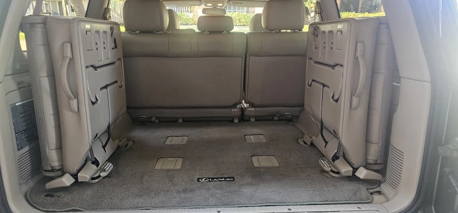 2000 Lexus LX 2nd Gen - Image 24 of 31