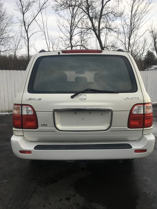 2000 Lexus LX 2nd Gen - Image 7 of 31