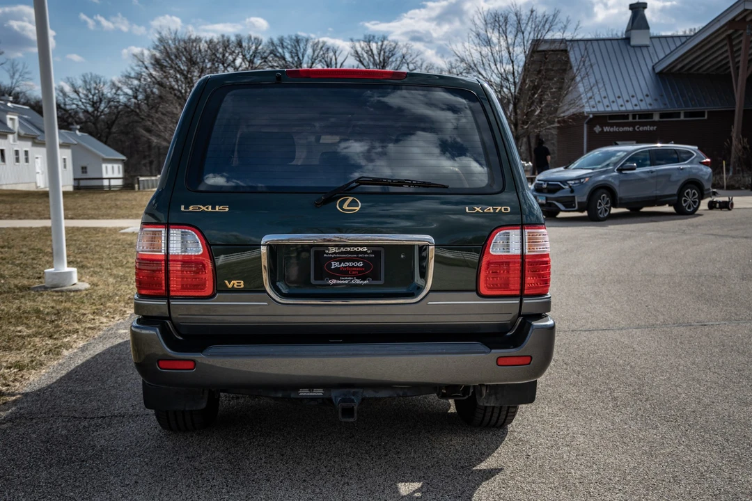 2000 Lexus LX 2nd Gen - Image 20 of 31