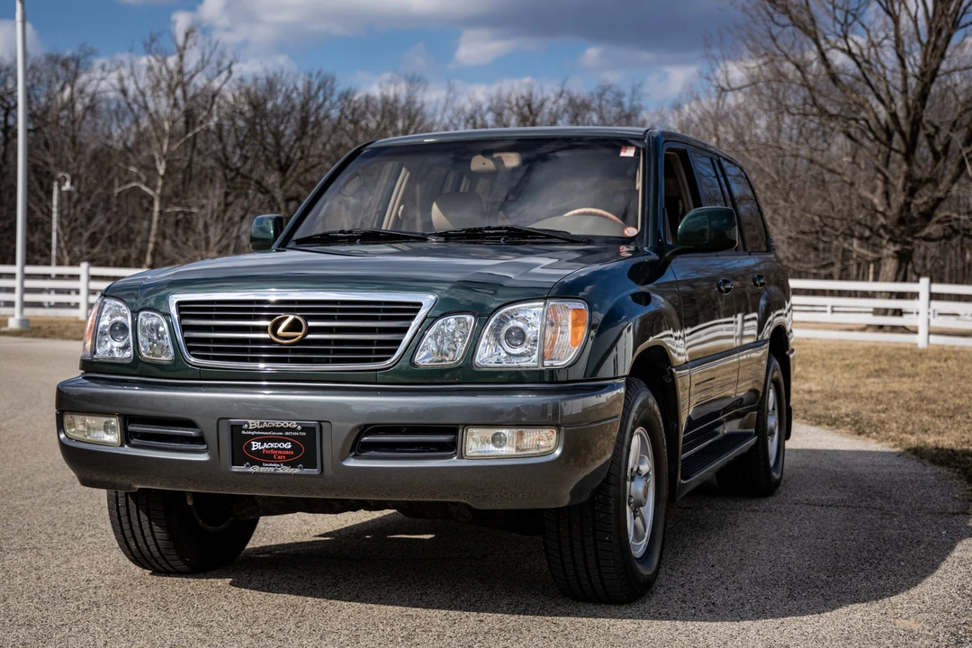 2000 Lexus LX 2nd Gen - Image 6 of 31