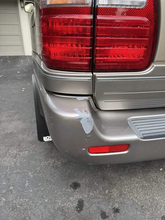 2000 Lexus LX 2nd Gen - Image 30 of 31