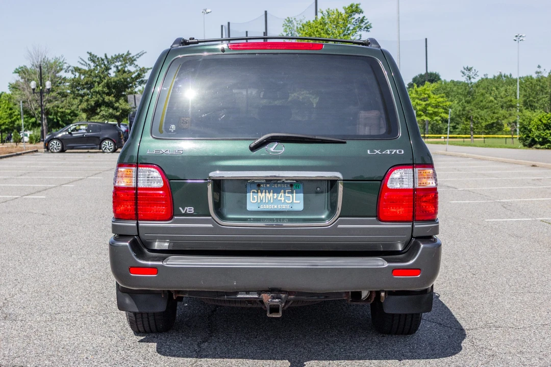 2000 Lexus LX 2nd Gen - Image 6 of 31