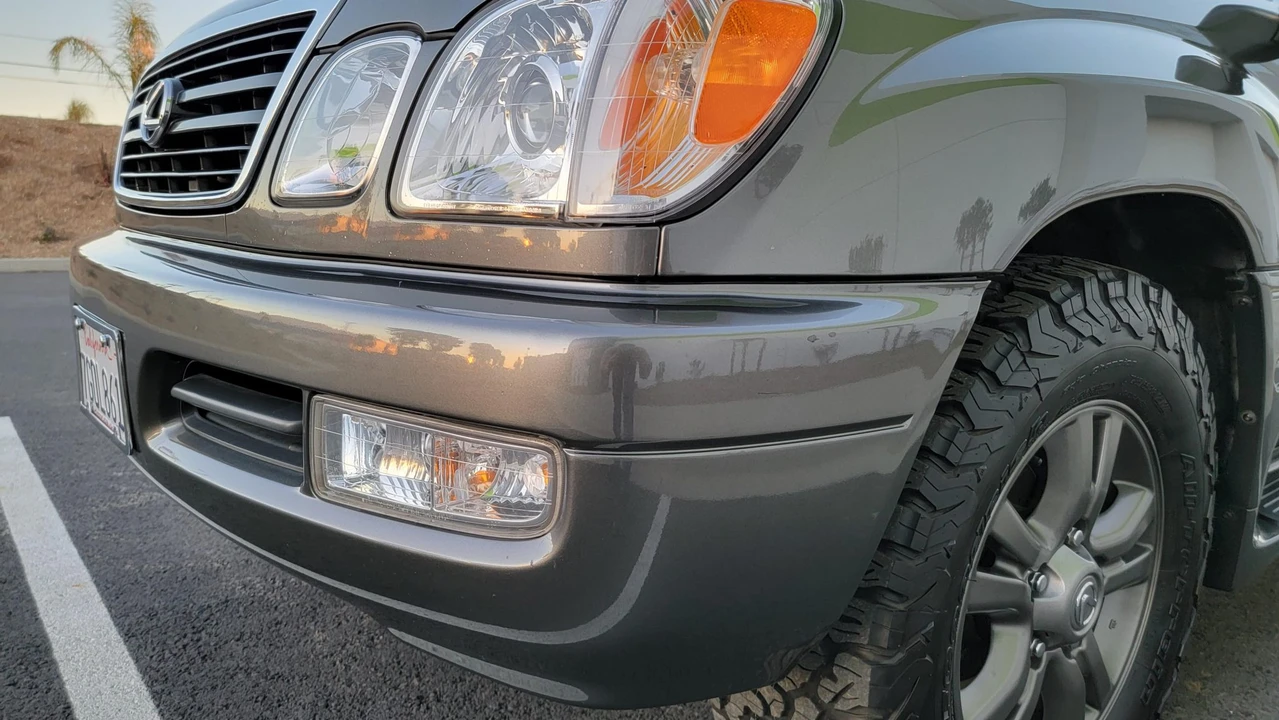 2000 Lexus LX 2nd Gen - Image 20 of 31