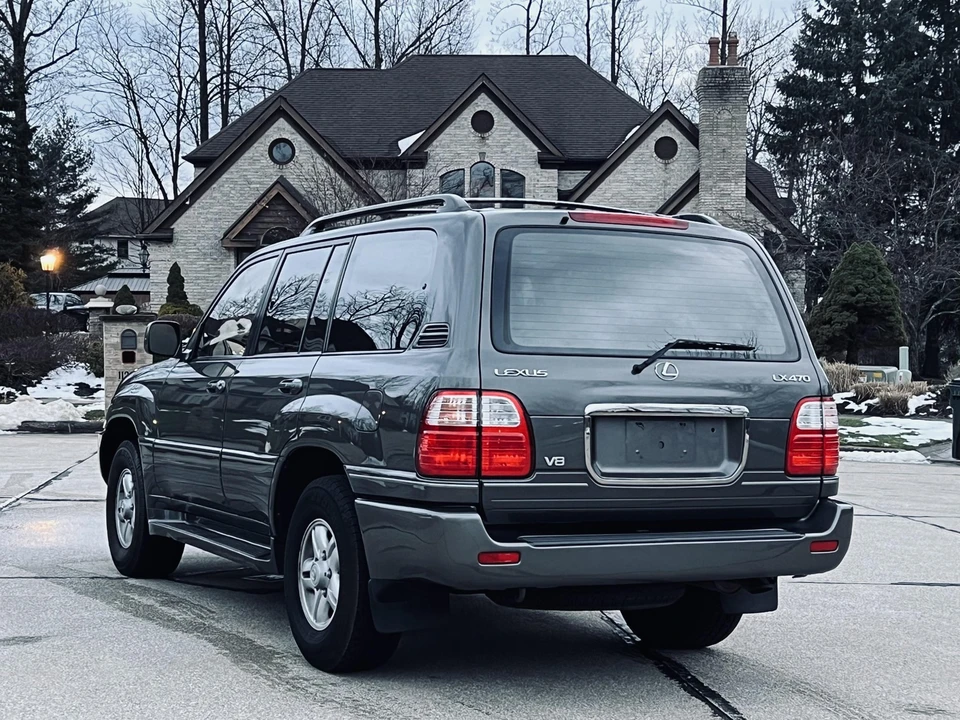 2000 Lexus LX 2nd Gen - Image 14 of 31