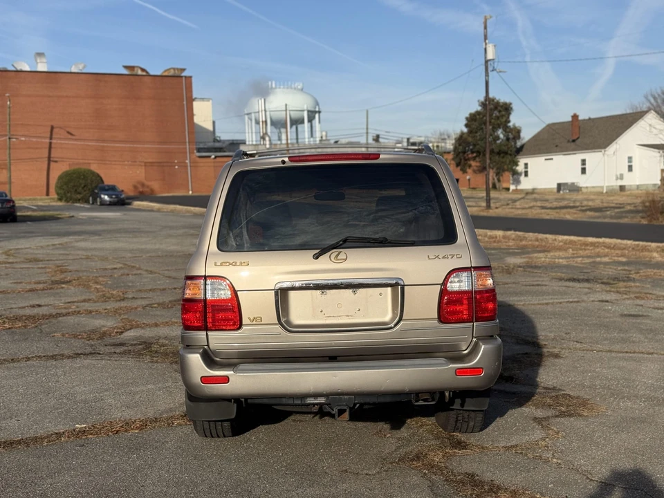 2000 Lexus LX 2nd Gen - Image 12 of 31
