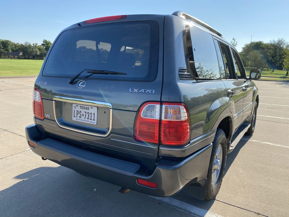 2000 Lexus LX 2nd Gen - Image 20 of 31