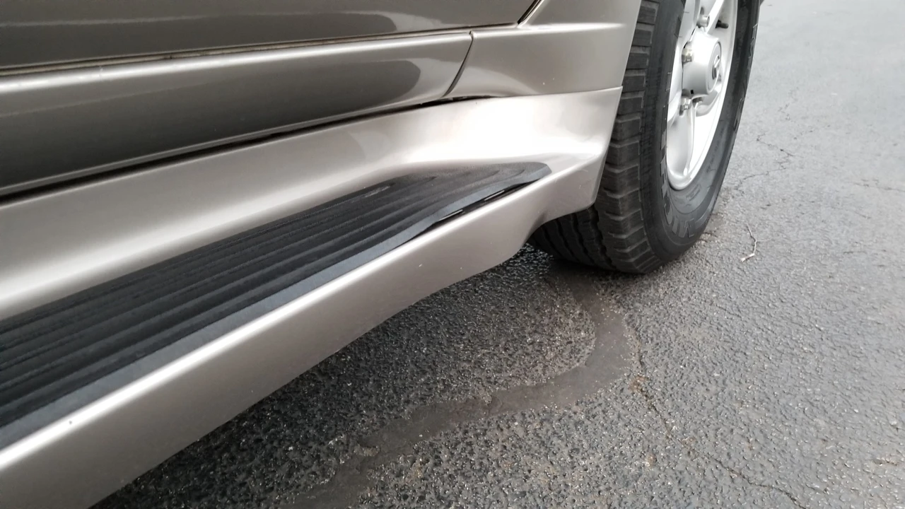 2000 Lexus LX 2nd Gen - Image 20 of 31