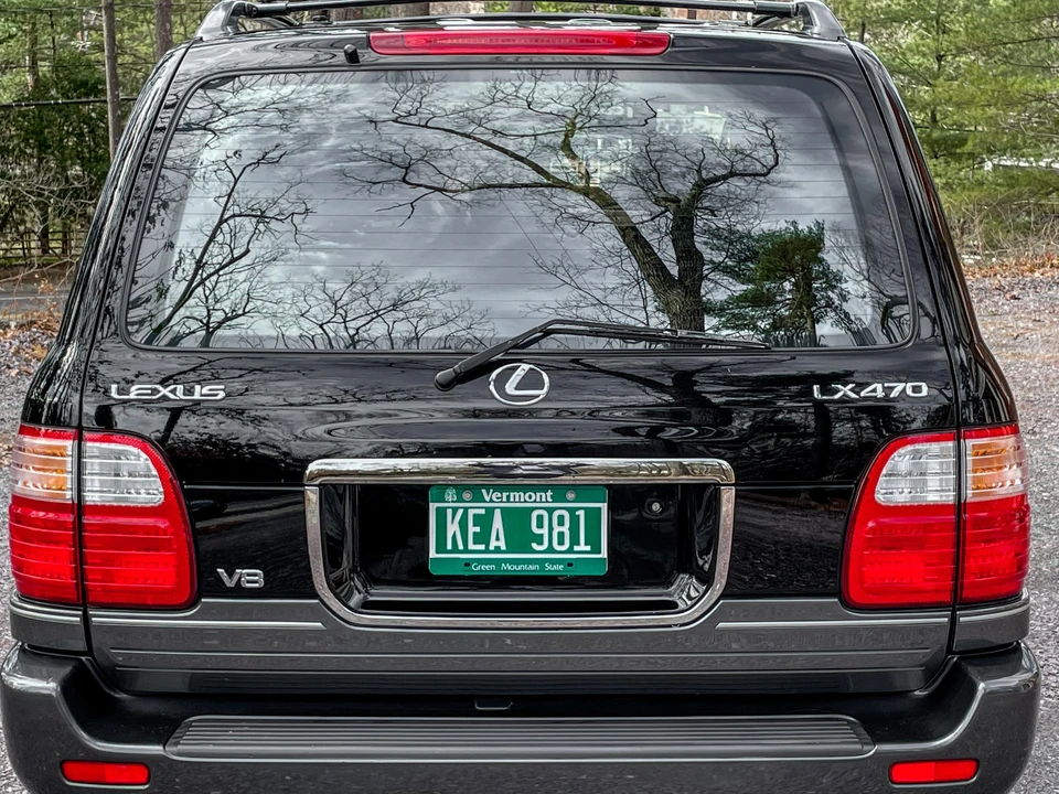 2000 Lexus LX 2nd Gen - Image 14 of 31