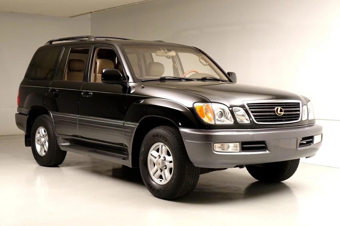 2000 Lexus LX 2nd Gen - Image 6 of 31