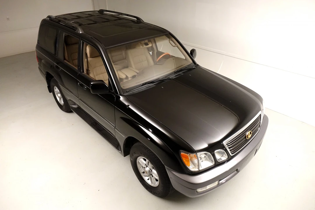2000 Lexus LX 2nd Gen - Image 5 of 31