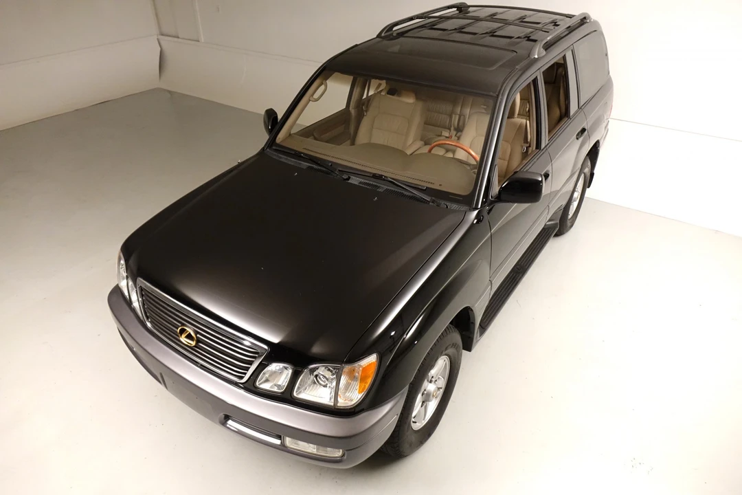 2000 Lexus LX 2nd Gen - Image 3 of 31