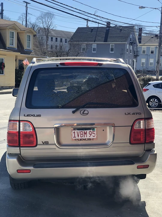 2000 Lexus LX 2nd Gen - Image 9 of 31